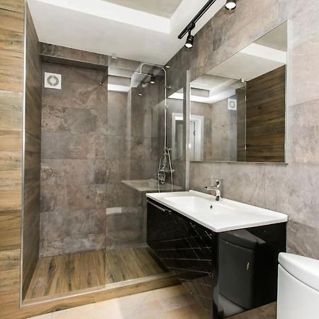 Lev Tolstoi Studio Apartamento Chisináu Exterior foto